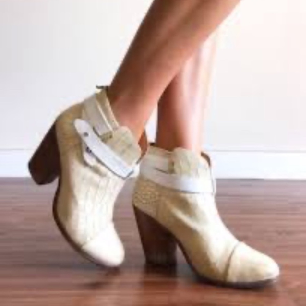 Rag & Bone Croc Leather Harrow Ankle Boots in White Ivory Size 8/38.5